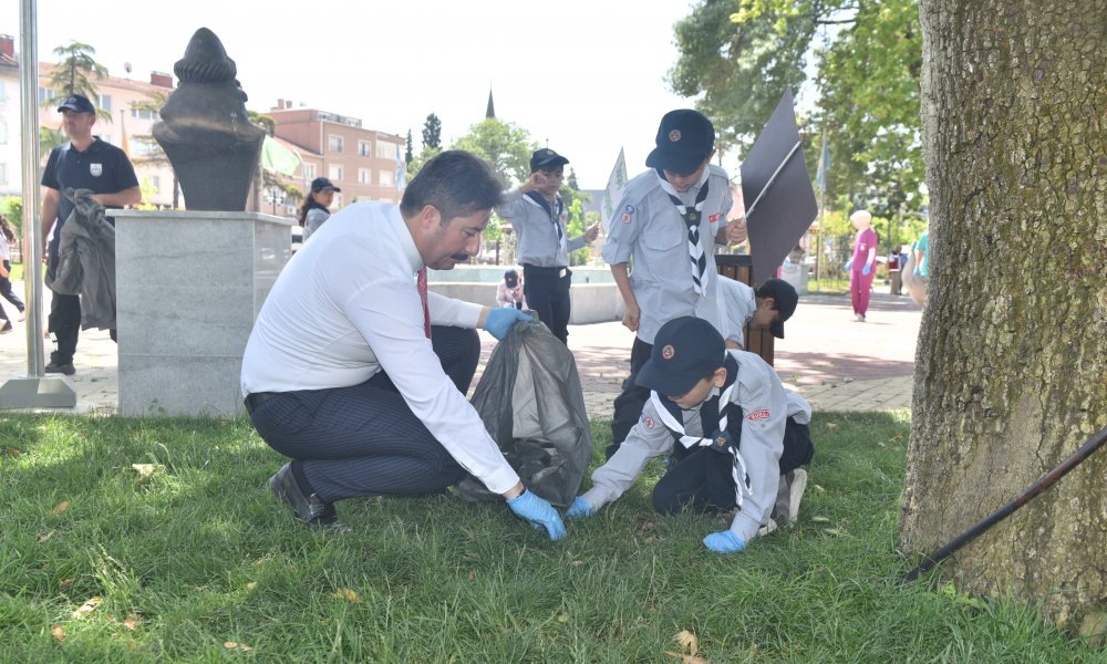 Çevre Gününde Plastik Atıklara Dikkat Çekildi