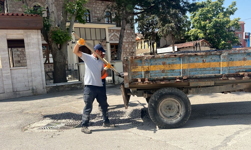 YENİŞEHİR’DE BOZUK YOL KALMAYACAK