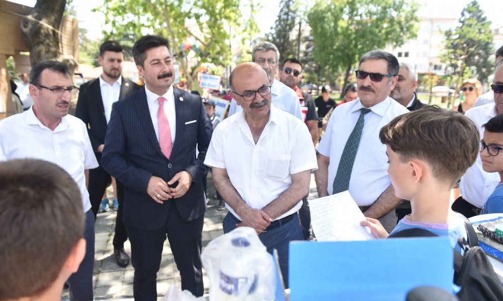 Çevre Gününde Plastik Atıklara Dikkat Çekildi